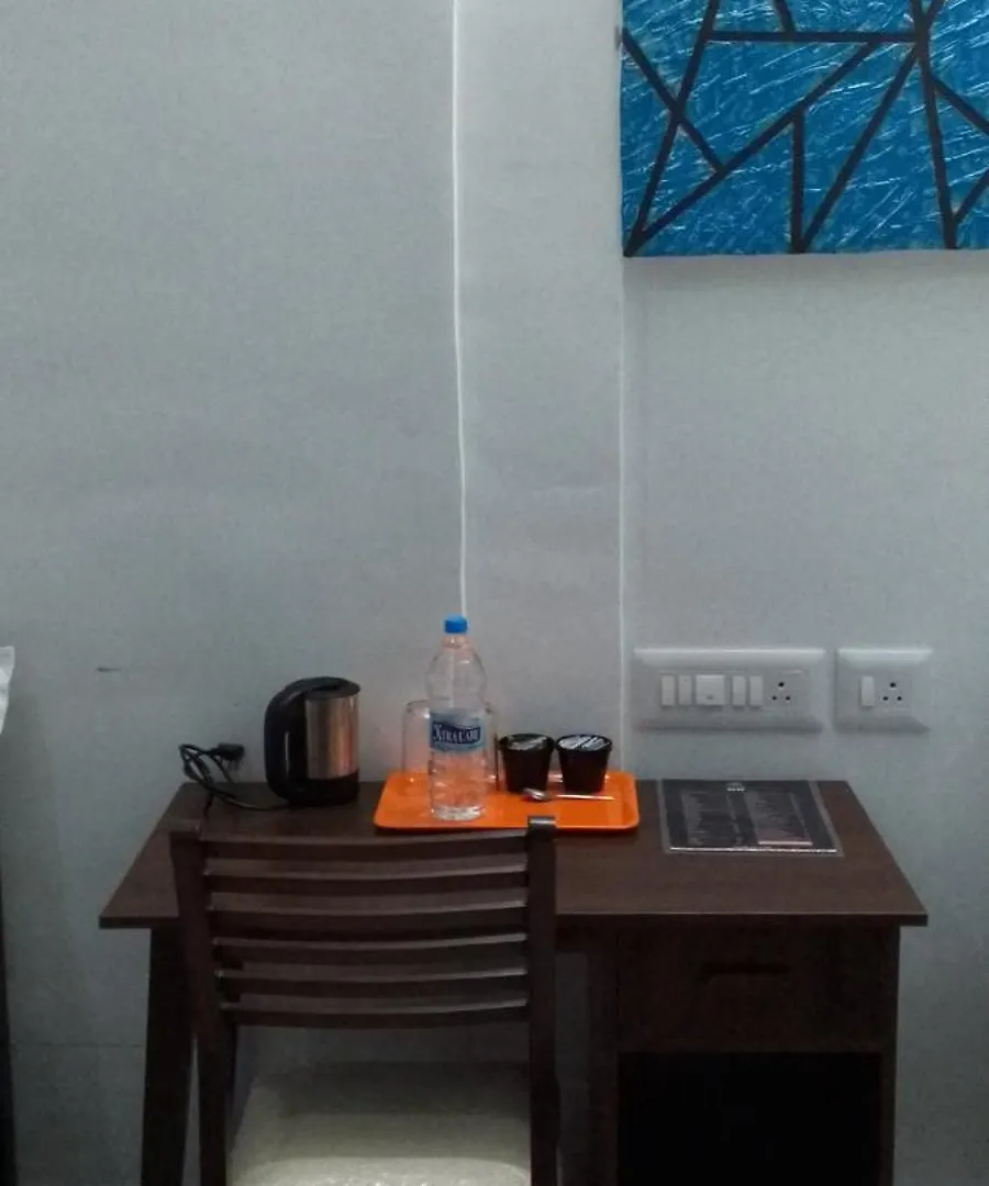 호텔 Sky Residency Lodge Thrissur